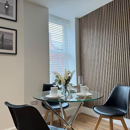 Entire Apartment In Waterloo Екстер'єр фото